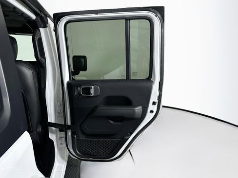 Used 2023 Jeep Wrangler Sahara w/ Cold Weather Group image 29