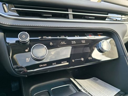 New 2025 INFINITI QX60 Sensory w/ Vision Package image 27