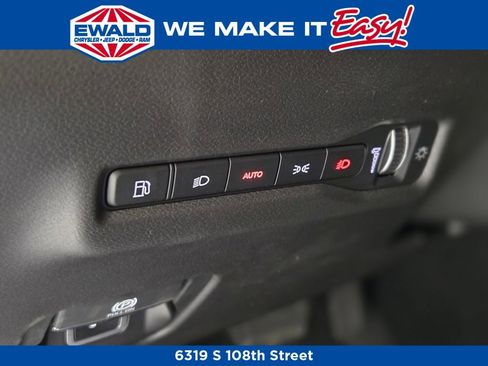 New 2026 Jeep Cherokee Laredo image 27