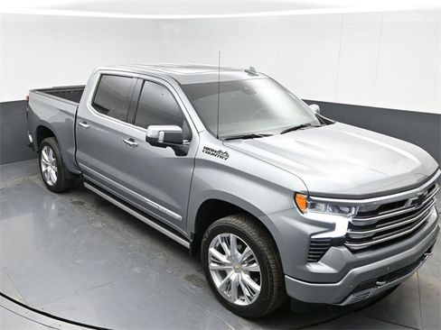 Certified 2026 Chevrolet Silverado 1500 High Country image 35
