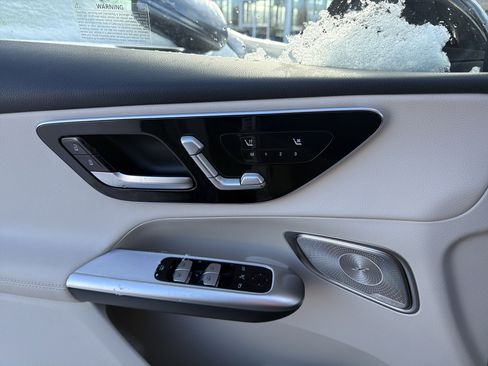 Used 2026 Mercedes-Benz GLC 300 4MATIC image 13