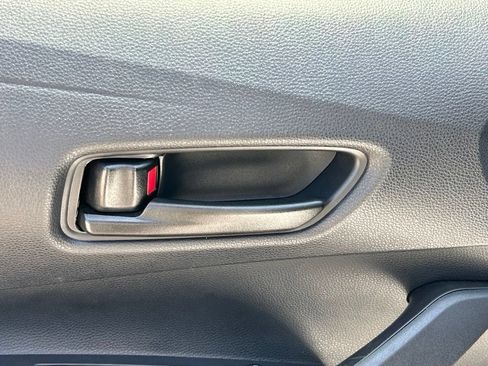 Used 2025 Toyota Corolla LE FWD image 17