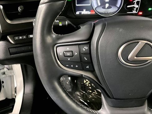 Used 2022 Lexus UX 250h w/ Premium Package AWD/4WD image 24