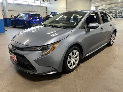 Used 2024 Toyota Corolla LE FWD image 7