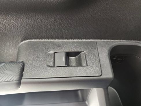 Used 2025 Toyota 4Runner SR5 RWD image 32