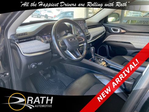 Used 2022 Jeep Compass Latitude w/ Convenience Group image 11