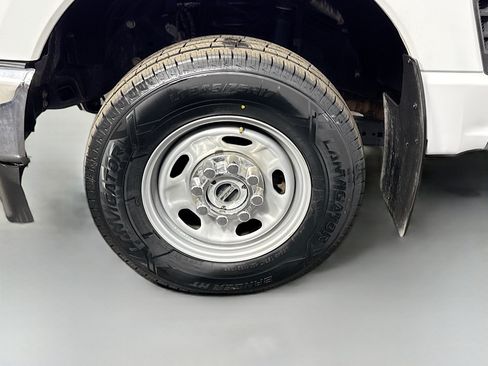 Used 2024 Ford F250 XL w/ 360-Degree Camera Package AWD/4WD image 36