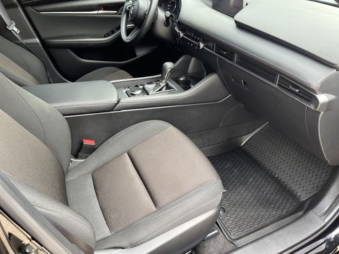 Used 2025 MAZDA MAZDA3 s FWD image 15