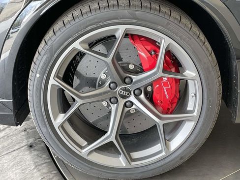 New 2026 Audi RS Q8 performance image 11