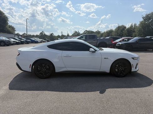 Used 2024 Ford Mustang GT RWD image 8