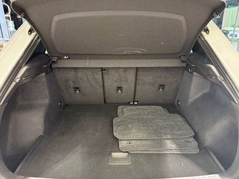 Used 2025 Audi Q3 2.0T Premium image 30