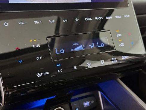 Used 2024 Hyundai Tucson SEL w/ Convenience Package image 18