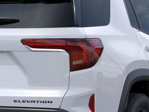 New 2027 GMC Terrain Elevation w/ Elevation Premium Package FWD image 12