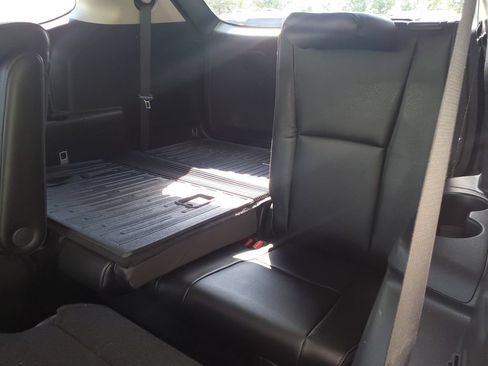 Used 2023 Toyota Highlander Limited FWD image 24