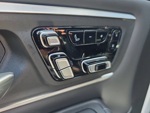 New 2026 RAM 1500 Tungsten w/ Trailer Tow Group AWD/4WD image 27