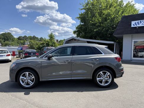 Used 2020 Audi Q3 2.0T Premium Plus w/ Premium Plus Package AWD/4WD image 5
