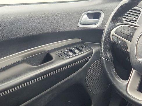 Used 2020 Dodge Durango SXT w/ 3rd Row Seating Group AWD/4WD image 11