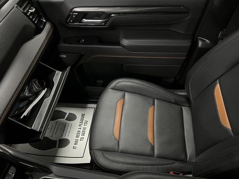 Used 2025 GMC Sierra 2500 AT4 w/ AT4 Premium Plus Package image 41