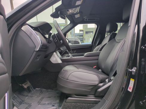 New 2026 Land Rover Range Rover SE AWD/4WD image 15