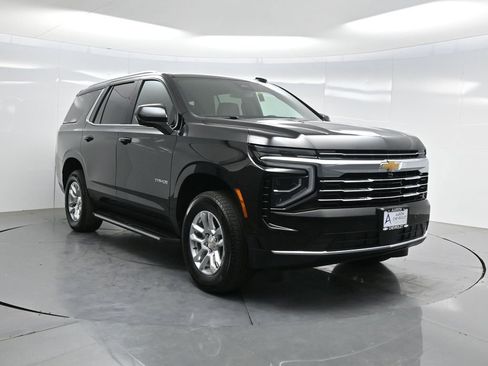 Used 2025 Chevrolet Tahoe LT AWD/4WD image 35