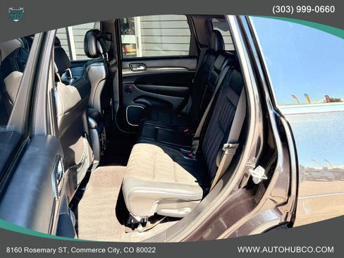 Used 2015 Jeep Grand Cherokee SRT w/ Trailer Tow Group IV AWD/4WD image 11