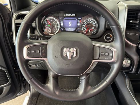 Used 2023 RAM 1500 Laramie AWD/4WD image 6