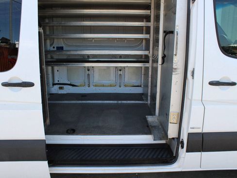 Used 2012 Mercedes-Benz Sprinter 2500 image 19