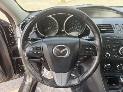 Used 2013 MAZDA MAZDA3 i Touring FWD image 16