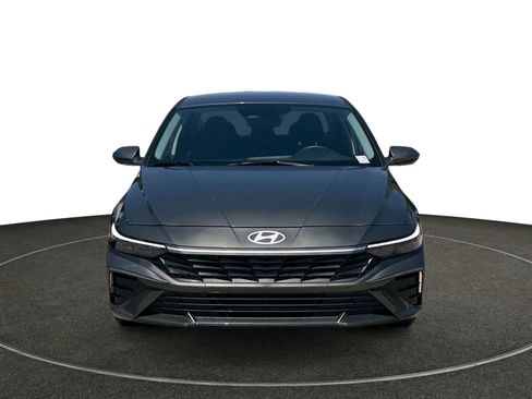 Certified 2024 Hyundai Elantra SEL FWD image 10