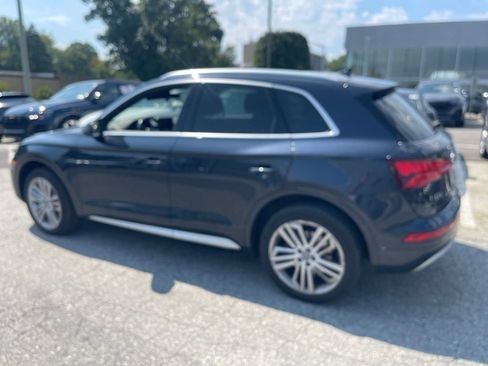 Used 2018 Audi Q5 2.0T Premium Plus w/ Premium Plus Package AWD/4WD image 5