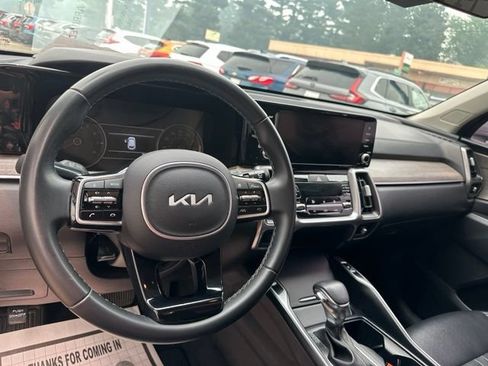 Used 2022 Kia Sorento S AWD/4WD image 20