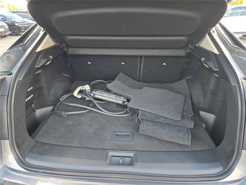 Used 2023 Nissan Ariya AWD image 19