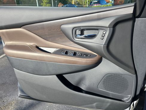 Certified 2024 Nissan Murano Platinum w/ Cargo Package image 27