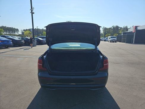 Used 2024 Volvo S60 B5 Plus FWD image 17