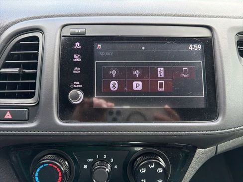 Used 2019 Honda HR-V Sport image 12