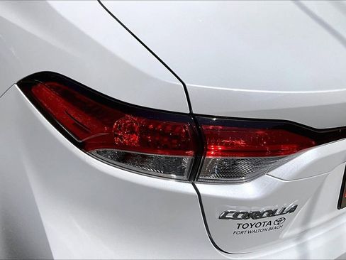 Used 2024 Toyota Corolla LE FWD image 20
