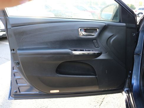 Used 2016 Toyota Avalon XLE Premium image 12