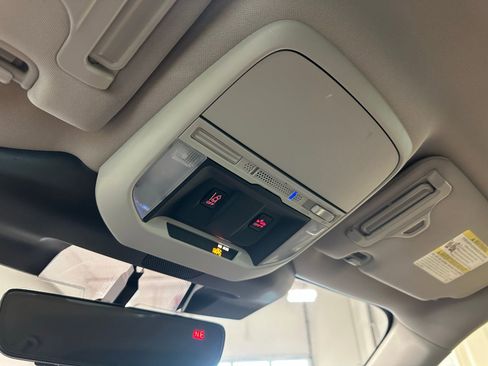 Used 2024 Subaru Forester image 29