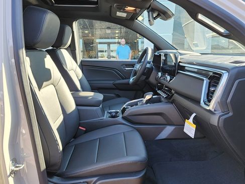 New 2026 GMC Canyon Elevation w/ Convenience Package image 41