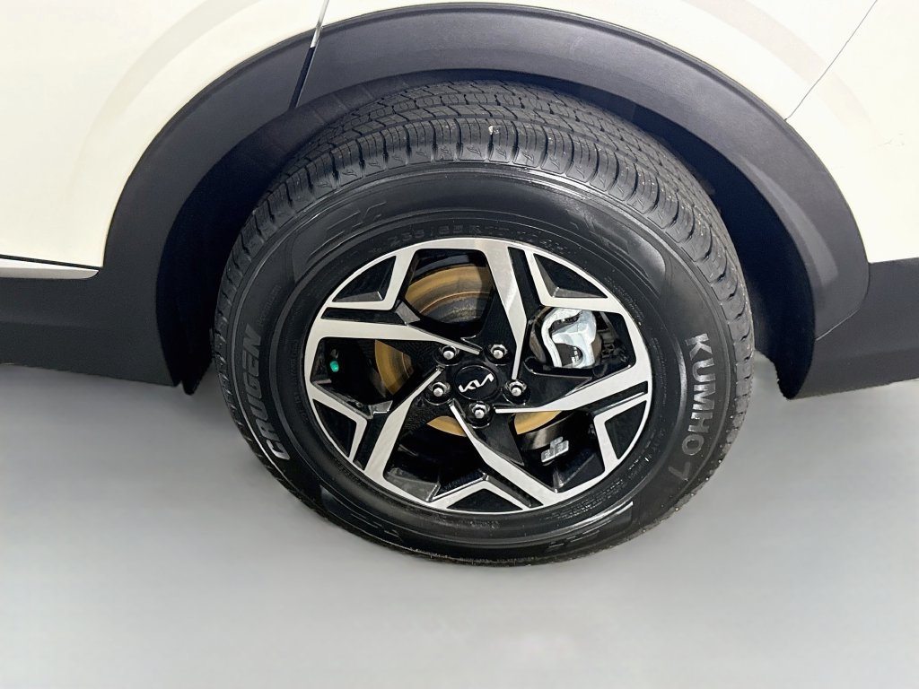 Used 2023 Kia Sportage LX AWD/4WD image 35