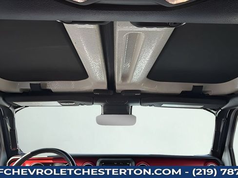 Used 2021 Jeep Gladiator Rubicon AWD/4WD image 22