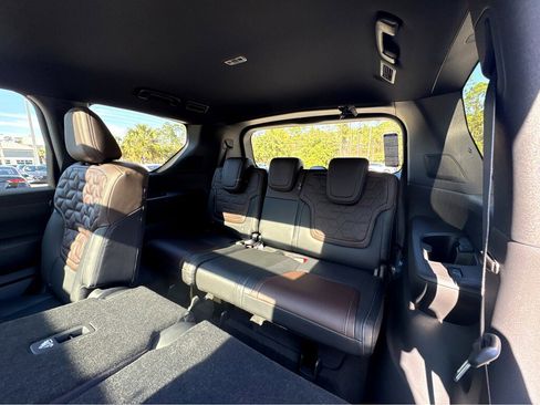 New 2026 Nissan Armada Platinum image 27