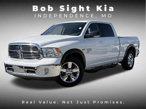 Used 2019 RAM 1500 Big Horn RWD image 1