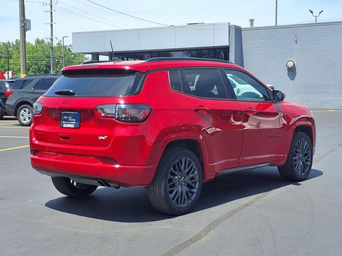Used 2022 Jeep Compass Limited w/ (RED) Package AWD/4WD image 2