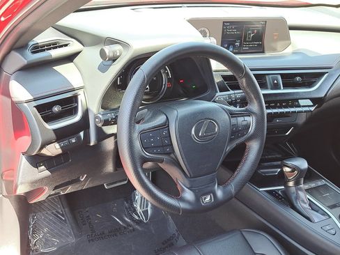 Used 2019 Lexus UX 250h F Sport w/ F Sport Premium Package AWD/4WD image 17