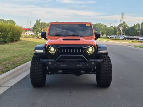 Used 2025 Jeep Gladiator Mojave w/ Steel Bumper Group AWD/4WD image 8