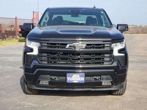 Used 2023 Chevrolet Silverado 1500 RST w/ Z71 Off-Road Package image 2
