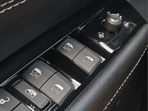 New 2026 Jeep Grand Wagoneer Limited AWD/4WD image 17
