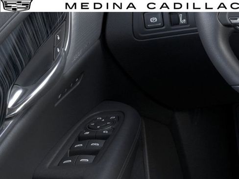 New 2025 Cadillac XT6 Premium Luxury image 23