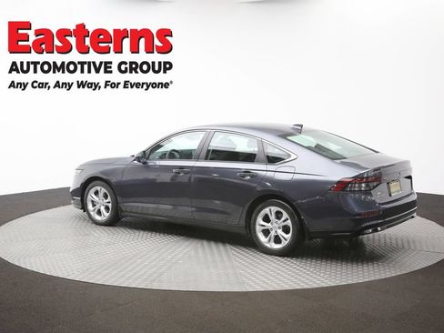 Used 2025 Honda Accord LX image 61